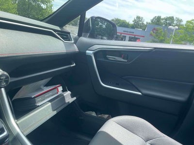 2024 Toyota RAV4 Prime SE