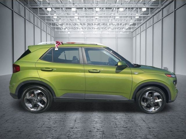 2022 Hyundai Venue SEL