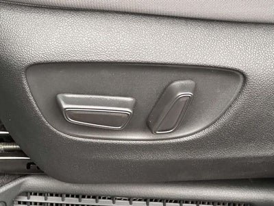 2025 Toyota Sienna Mobility LE 8 Passenger