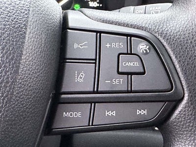 2026 Toyota Sienna Mobility LE 8 Passenger