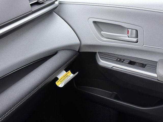 2026 Toyota Sienna Mobility LE 8 Passenger