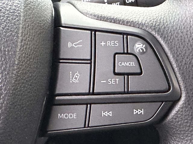 2026 Toyota Sienna Mobility LE 8 Passenger