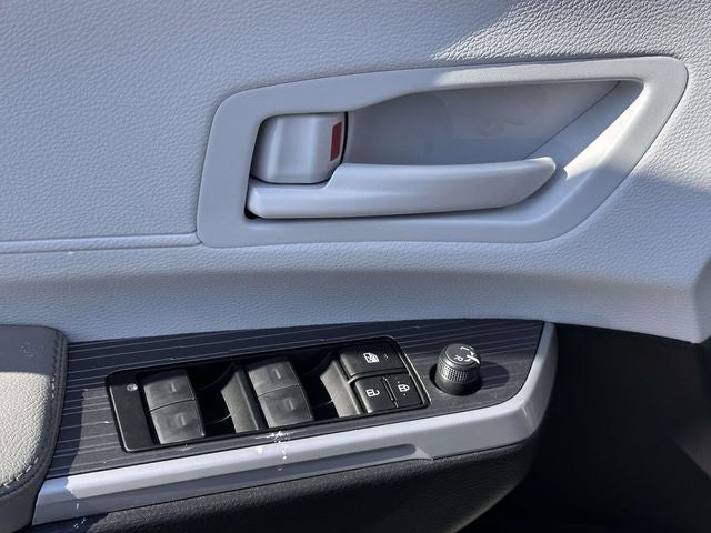 2026 Toyota Sienna LE 8 Passenger