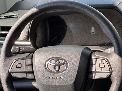 2026 Toyota Sienna LE 8 Passenger