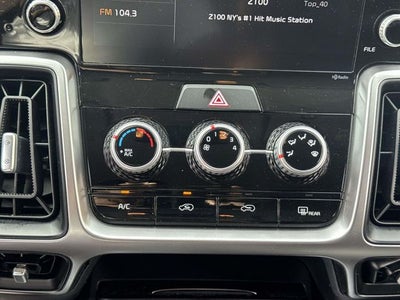 2023 Kia Sorento LX