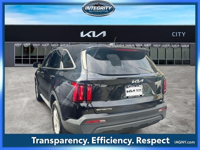 2023 Kia Sorento LX