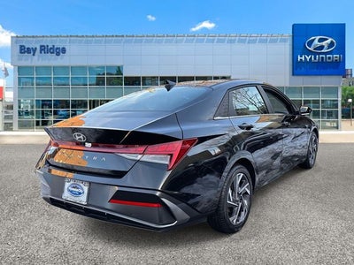 2025 Hyundai Elantra SEL Convenience