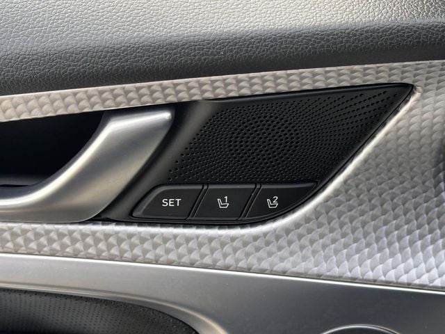 2023 Genesis G70 3.3T